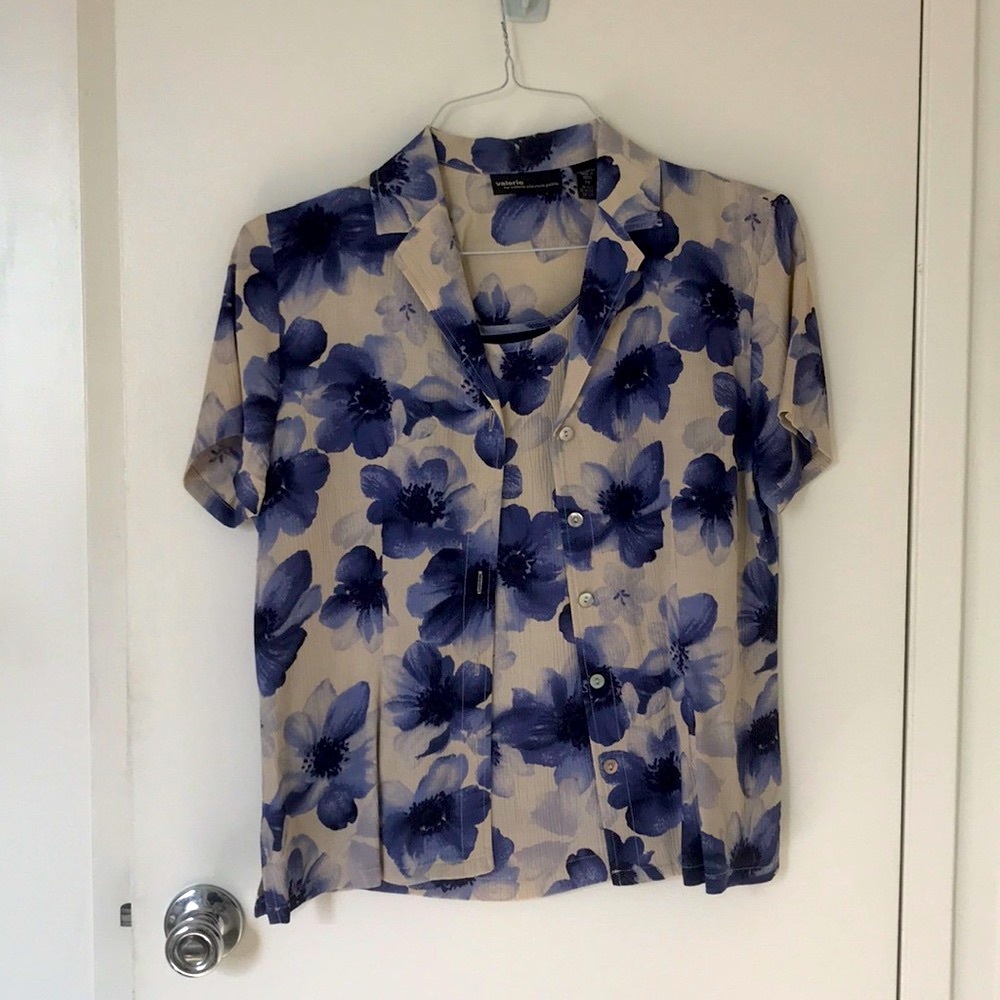Twinset tank & shirt blue floral print; Valerie Stevens Petite